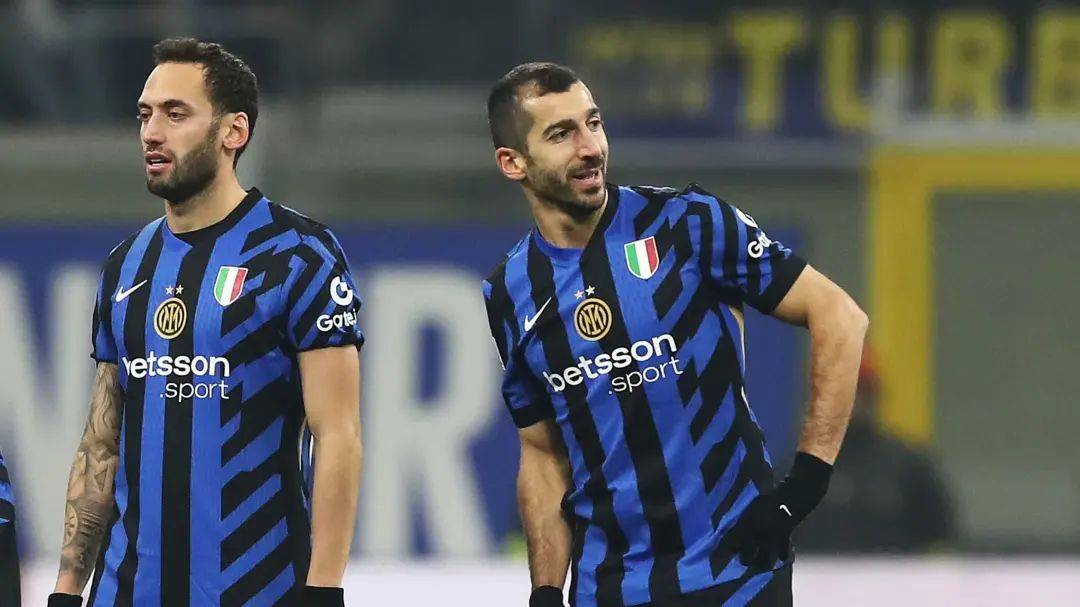 他以其突出 他以其突出